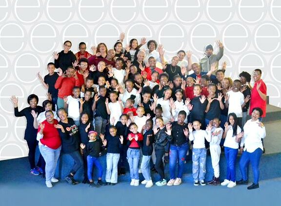 A 30-year-old gospel group performs in Eldorado Park for the first time, giving young people a creative alternative to the streets.