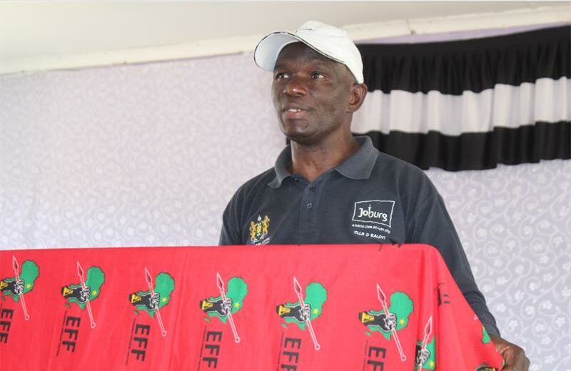 Residents attended a meeting focused on understanding the legal and illegal eviction processes and the steps needed to secure their housing rights.