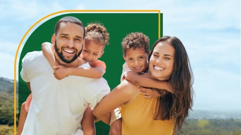 In the heart of South Africa’s public service, from the classrooms and clinics to the offices and hospital wards, we know the real
heroes are the hardworking public service employees who keep our country moving.