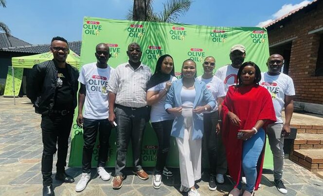 The brand trained Soweto hair professionals on business and haircare techniques, while launching its ongoing R30 000 salon upgrade competition.