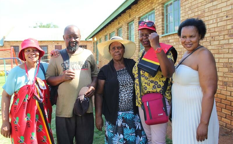 The meeting’s key advantage was having legal advisors on hand to guide residents affected by illegal evictions and highlight the job opportunities available for the youth