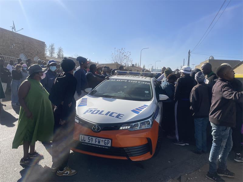 Meadowlands residents continued their campaign against undocumented foreign nationals, calling for the closure of allegedly illegal spaza shops and stricter enforcement of immigration laws.
