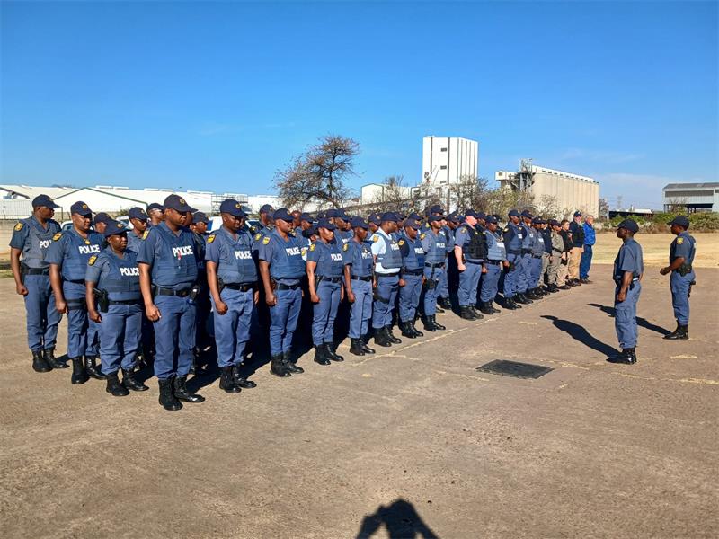 Gauteng police arrested 1 064 suspects during a high-density Operation Shanela crackdown across the province’s five policing districts.