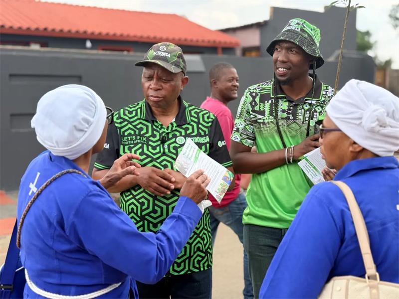 ActionSA leader Herman Mashaba warns that low voter turnout hands power back to failing politicians in a letter to Sowetans.