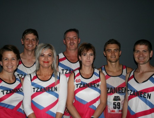 HULLE EERSTE DEELNAME AAN DIE COMRADES: Atlete van die Tzaneen Marathon Club wat hierdie jaar hulle eerste Comrades Marathon gaan aanpak. Hulle is:  Anel Swart, Johan Grobler, Ilze Pelzer, Raymond Rudder, Martie Rudder, Leon Roode en Nico le Roux. Hertzog Landman en Thomas van der Meulen was afwesig tydens die neem van die foto.