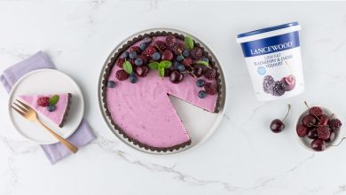 Sunday Spoil, 28 November, Blackberry and cherry fridge tart with chocolate crust