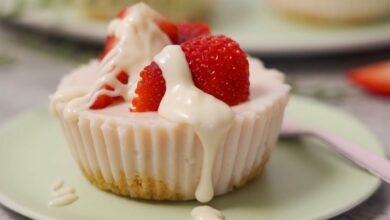 6 FEBRUARY - SUNDAY SPOIL - Strawberry cheesecake cups