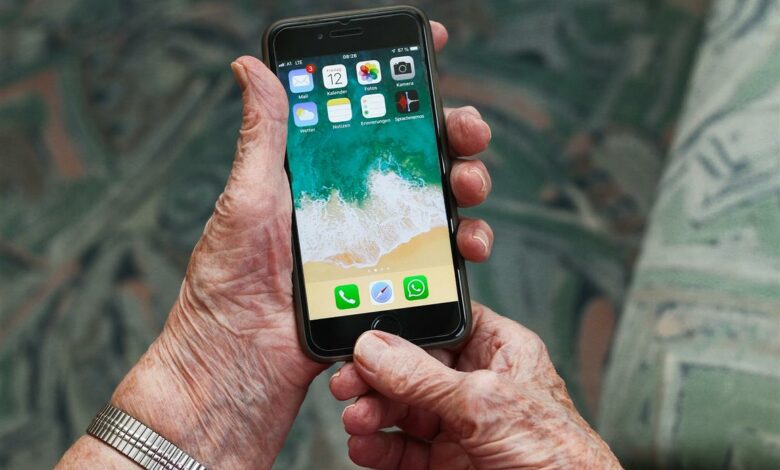 ElanaWagner-15-02-2022-Seniors-LonelinessPart3.1 (Medium)