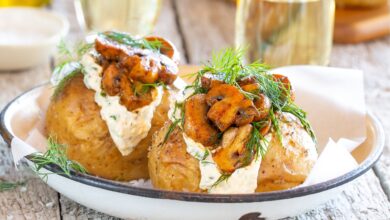 11 JULY - MEATLESS MONDAY – Baked potatoes with smoky chipotle mushrooms