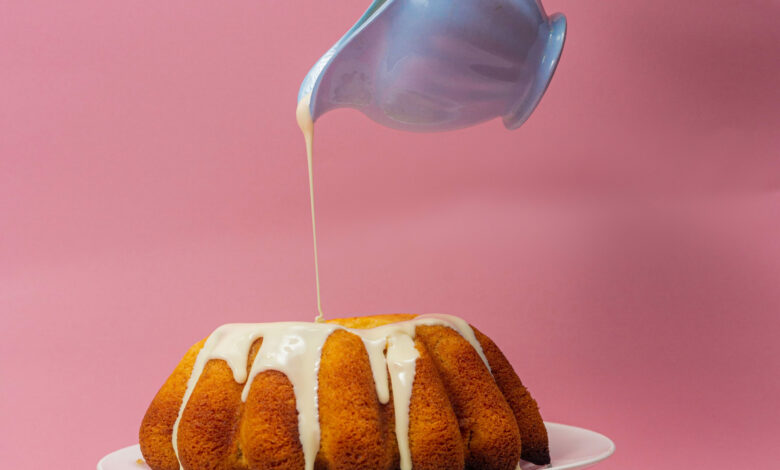 14 AUGUST - SUNDAY SPOIL – White chocolate Bundt cake