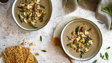 22 AUGUST -MEATLESS MONDAY - Vegan creamy cashew nut mushroom soup