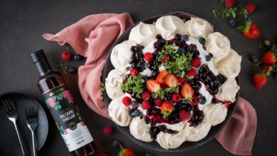 18 SEPTEMBER - SUNDAY SPOIL - Pavlova