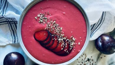 17 Oct Zola Plum Smoothie Bowl