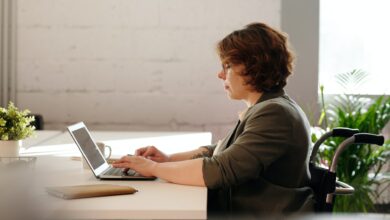 pexels-marcus-aurelius-4064170