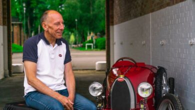 Andy Wallace, official Bugatti test pilot, reviews his experience driving the Bugatti Baby II
