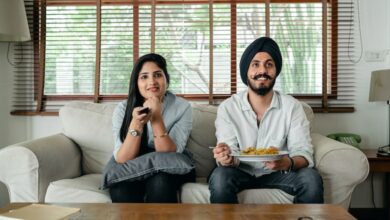 Buying a home with a partner hero