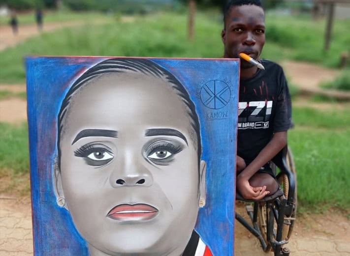 Tzaneen artist with disability creates art using his mouth | Letaba Herald