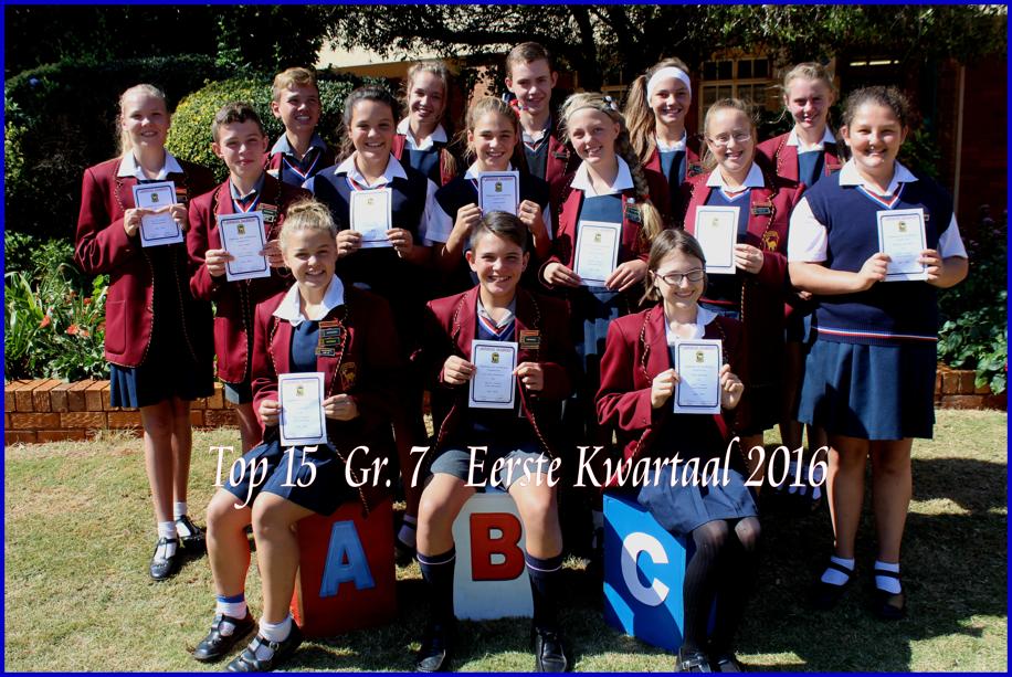 Laerskool Dagbreek het onlangs hul top 15-leerlinge in elke graad aangewys. Die top 15's in Gr 7 is voor Amone Harmse, Dewan Delport en Eliani Mountjoy. In die middel is Michael Braukmann, Kayla Duffie, Amika Fourie, Charlize du Plessis , Nadia du Piesanie en Christelle van Zyl. Agter is Melissa Nagel, Diwan Wolfaardt, Alicia Nagel, Eben Roost, Ronique van Niekerk en Ilze-Marie Oosthuizen.