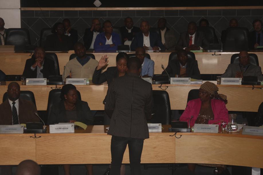 The mayor, Ms Maphefo Mogale­Letsie, being sworn in as councillor by Mr Nathi Voyi.