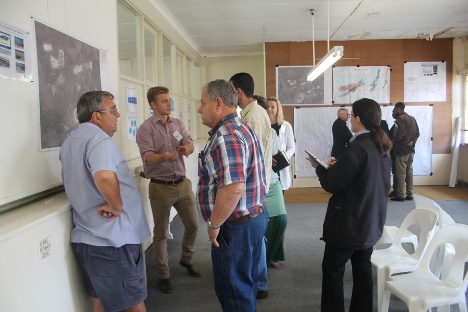 A variety of people interested in the project, including farmers and businessmen from the area, also attended the meeting.