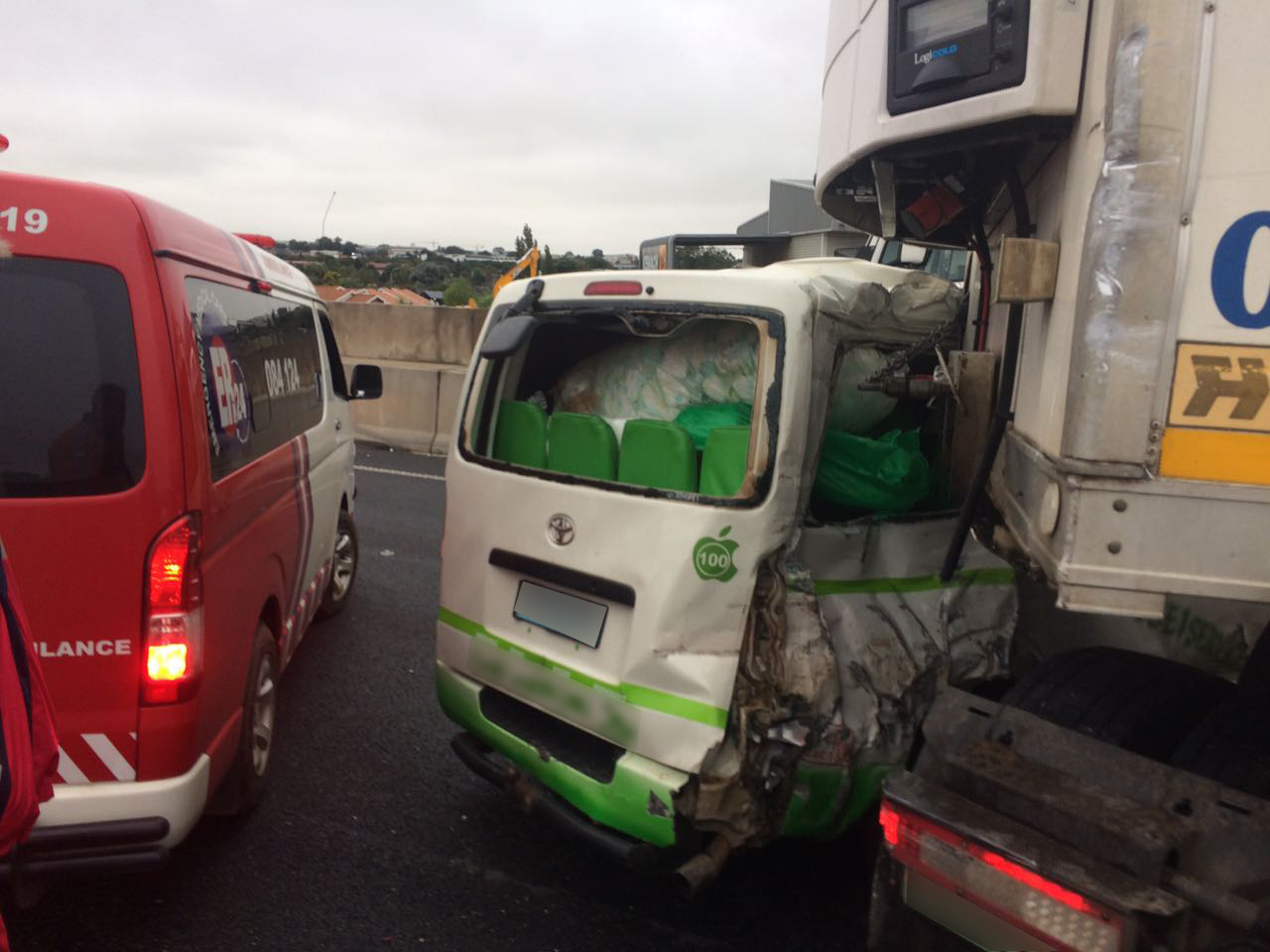 GERMISTON - Multiple vehicle collision leaves six injured