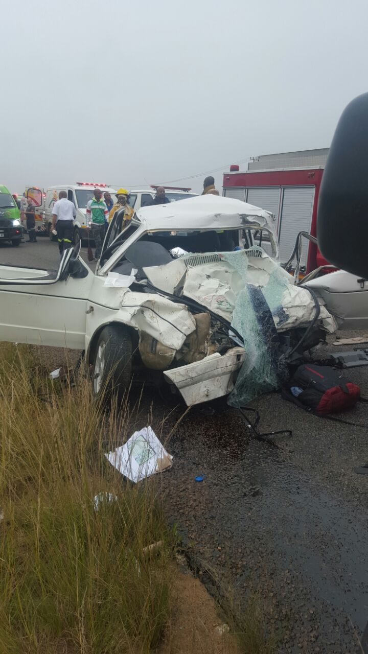 WITBANK - Two killed 12 injured in collision 1
