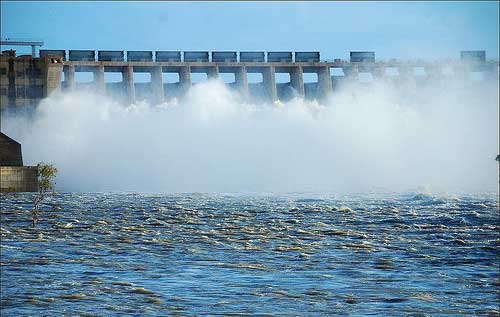 vaal-dam-sluice-gates