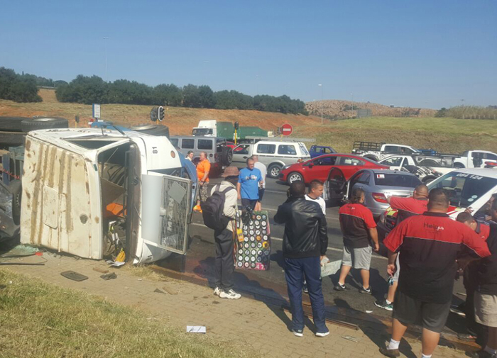 CONSTANTIA - Four-vehicle collision leaves six injured.