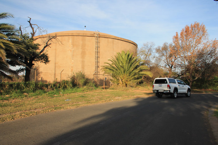 Die Fochville reservoir, waar waterlekke veroorsaak het dat daar nie water is nie.