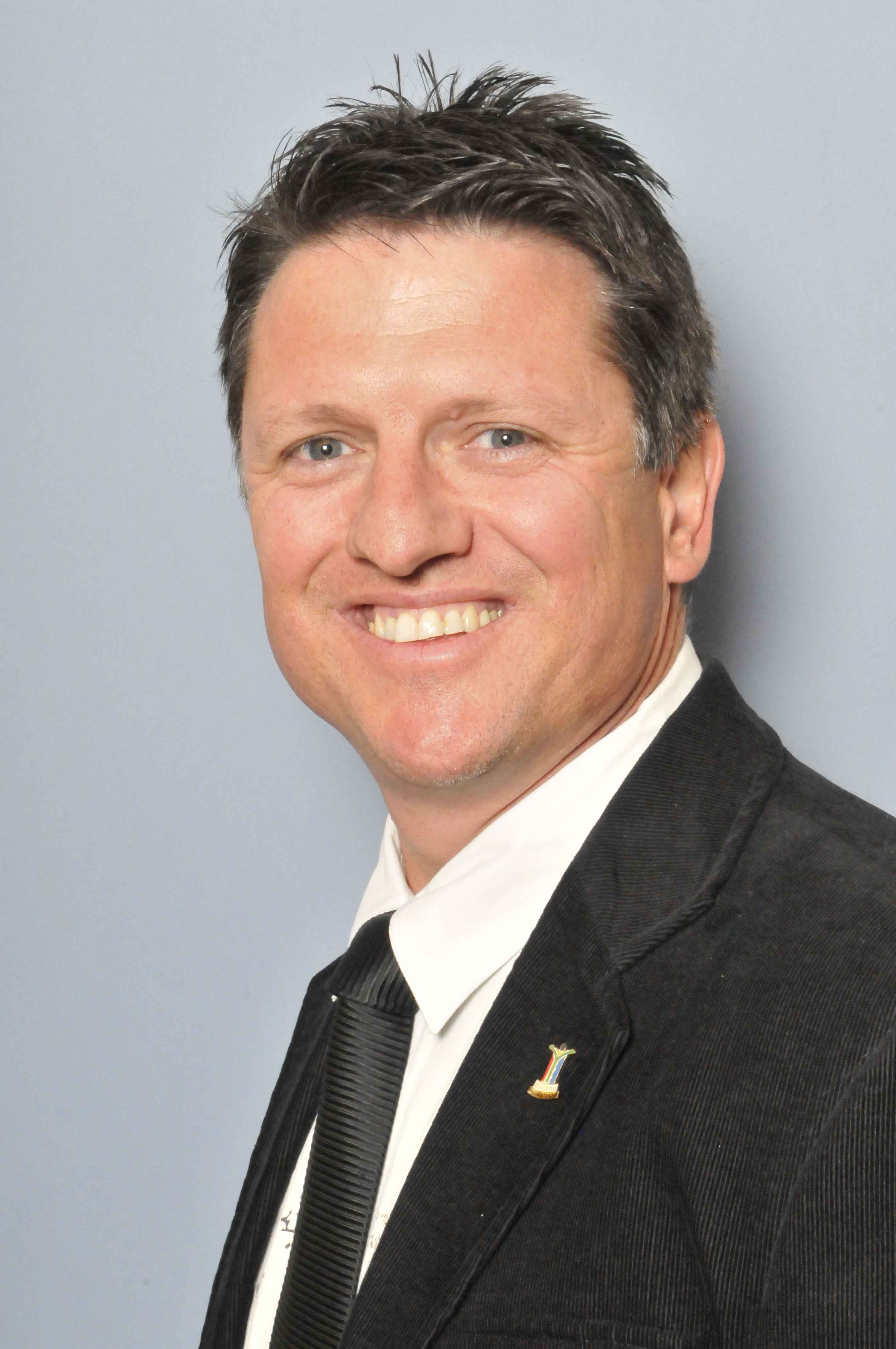 Prof Melville Saayman