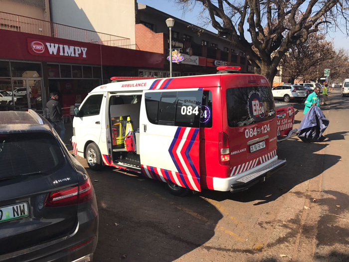 POTCHEFSTROOM - Man stabbed in chest left critical.