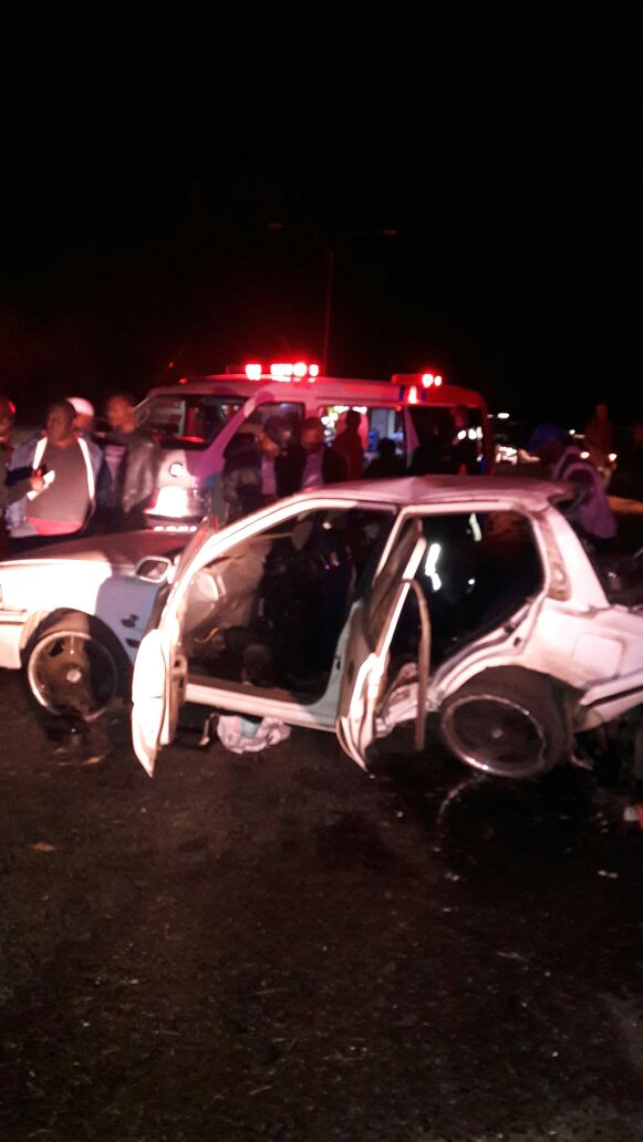 VEREENIGING - Two vehicles collide leaving three injured.