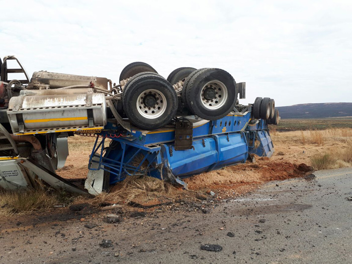 WESTONARIA - Two trucks collide leaving both drivers injured 1