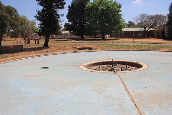 Although the fountain in Blyvoor was a pretty landmark in the past, it has been dry for years.