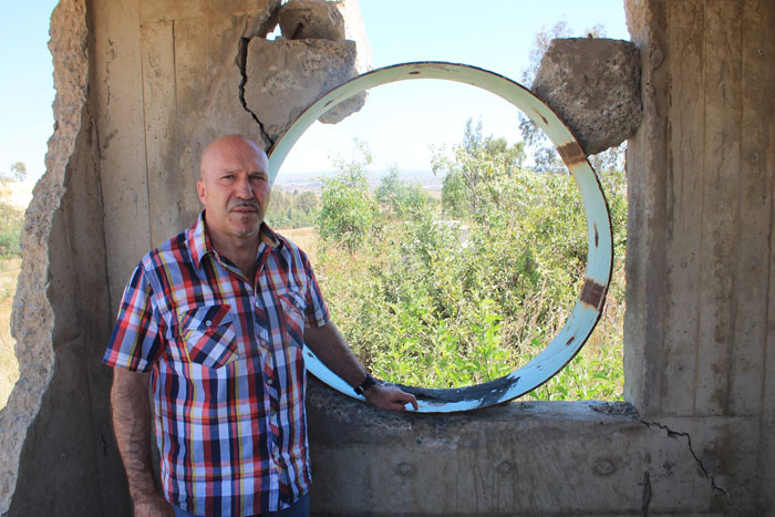 Mr Carlos Rebelo shows how the thieves caused huge damage at the expensive and brand new infrastructure.