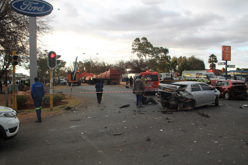 Truck driver and motorist died in Annan Road accident Carletonville