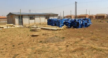 Unused water metres in Kokosi