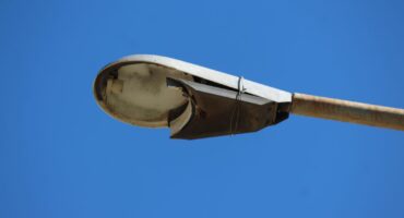 Broken street light in Wedela