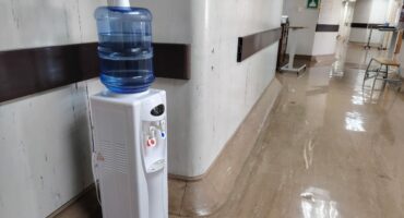 The stocked water dispenser in Ward 4. The hospital says that 40 such dispensers had been delivered in August. Photo: Carletonville Hospital.