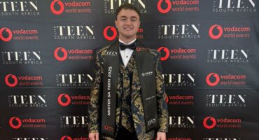 Braam Nel van Fochville kort nadat hy Sondag as die nuwe Mr Teen Suid-Afrika aangewys is. Foto: Verskaf