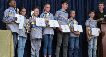 Die klub se eienaar, JJ Strydom, het trofeë en sertifikate aan die presteerders oorhandig.