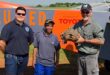 SPCA staff members Adriaan van Niekerk and Jacob Moroke hands over the injured animal to a representative of the Owl Rescue Centre in Hartbeespoort, which flew it to further medical help. Photos: Owl Rescue Centre.
