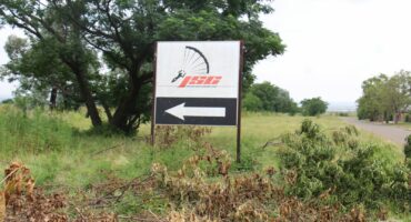 The sign at the turn-off to the Carletonville Skydiving Centre on Baard Street in Carletonville Ext 9.