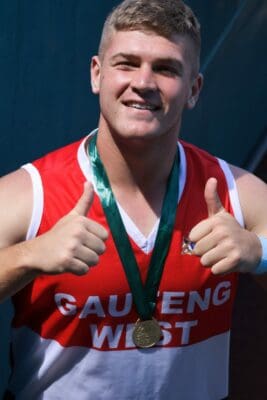 Dewald Prinsloo het 'n goue medalje vir die seuns o19-diskus verower, asook 'n brons medalje vir gewigstoot.