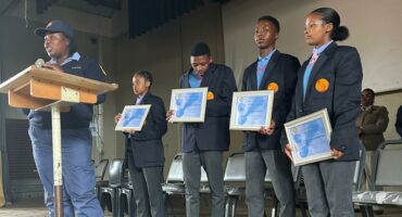 The Wedela Police's social crime prevention officer, Sergeant Zikhona Sifuba, speaking to the learners. Photo: SAPS