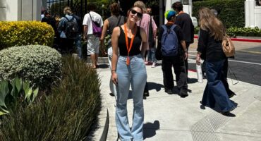 Talita het hierdie foto van haarself in Los Angeles aangestuur terwyl sy wag vir vanaand se groot toekenningsaand.