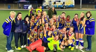 Fochies se ster o15-span wat as liga wenners gekroon is, is voor Annike van Deventer en die afrigters, me. Rheiline Naudé en me. Samantha Gouws. In die middel is Ofentse van Rhyn, Likhona Nkosi, Ansuné Beaumont (kaptein), Dannica van Deventer (onderkaptein), Janke Bezuidenhout en Asanté Visagie. Agter is Helen Mmako, Ledian Stallenberg, Christie Troskie, Abigale le Roux, Mckayla Ehrke, Grace Ramotsoanyane, Leschke Steyn en Kara-Leigh Swanepoel.