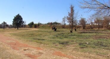 The park near the 007 shopping centre where the woman was raped. Photo: Adele Louw (Carletonville and Fochville Herald)