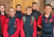 Die skitterende junior skuts is voor Brian Wasserman, Hanrick du Plessis en Lihan Victor. Agter is Mieke van der Walt, Mike van Rensburg en Dawid Byleveldt.