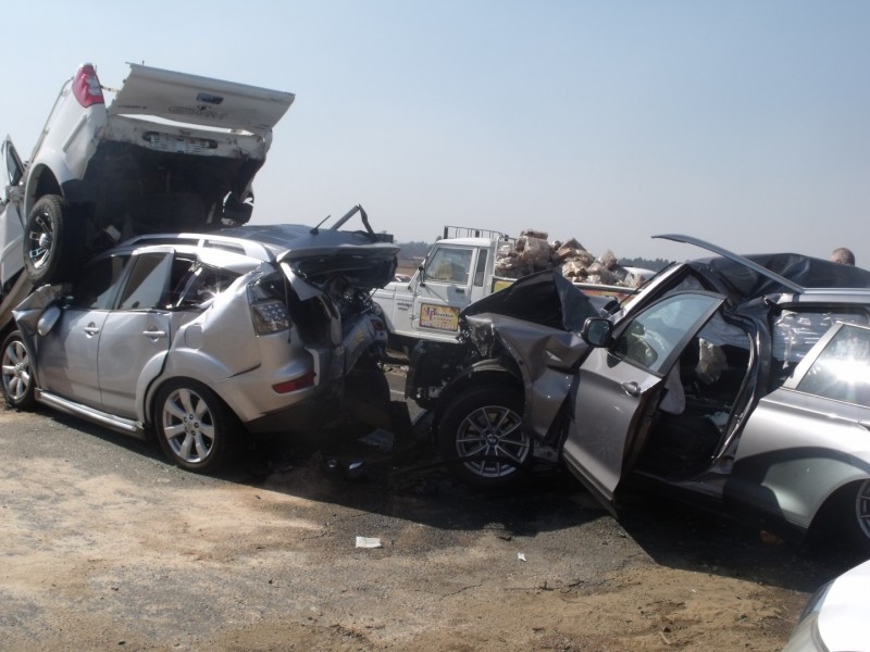 R59, Ongeluk, Kettingbotsing, Jannie du Plessis, ER24, Netcare 911